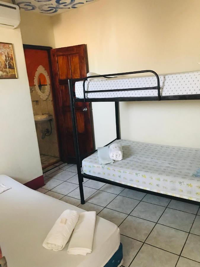 Hostal Brisas Y Olas San Juan del Sur Esterno foto