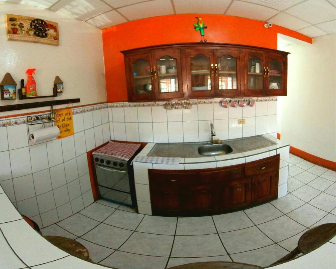 Hostal Brisas Y Olas San Juan del Sur Esterno foto